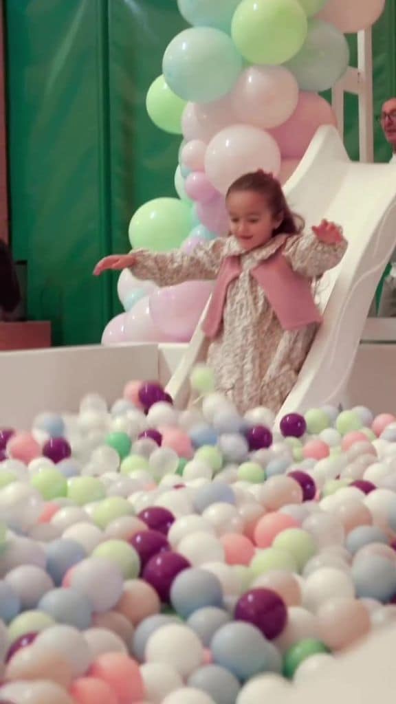 Blu Jerusalema sedivirtió a lo grande en su fiesta de cumpleaños.