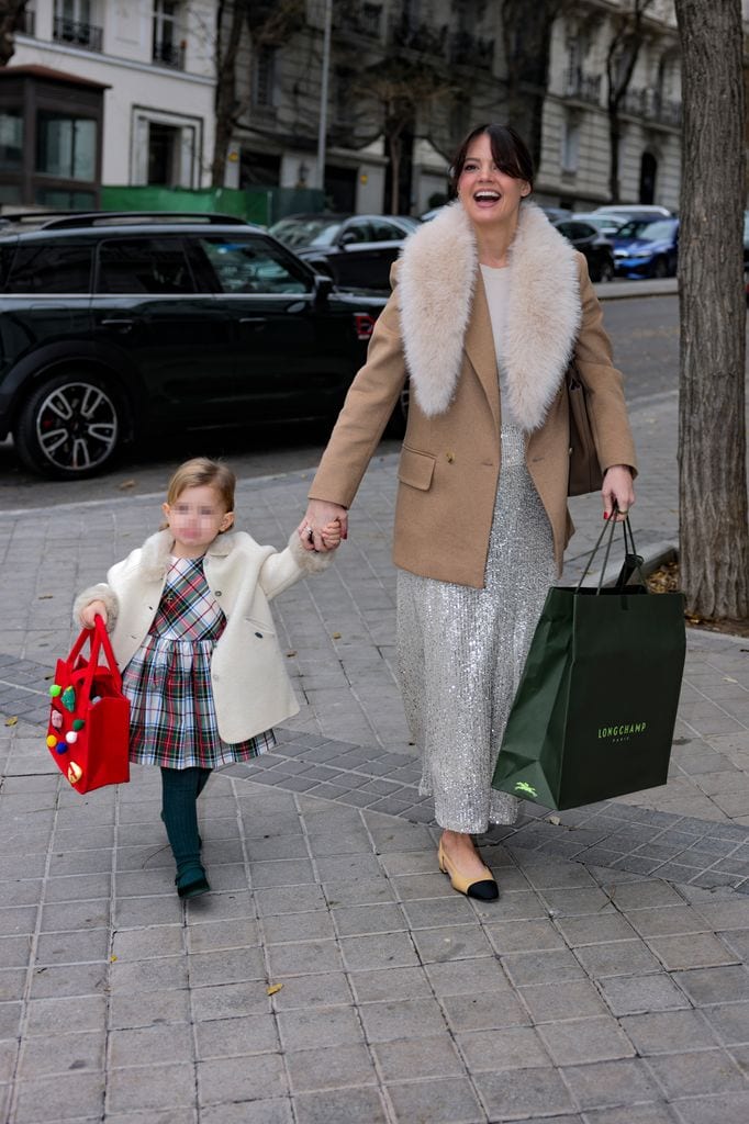 Isabelle Junot junto a su hija