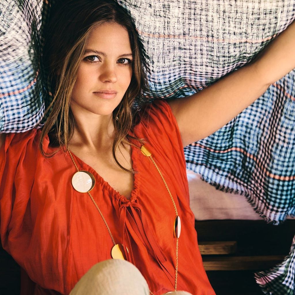 Isabelle Junot posa para ¡HOLA! Fashion