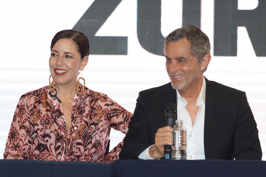 Stephanie Salas y Humberto Zurita alistan un nuevo proyecto profesional juntos.