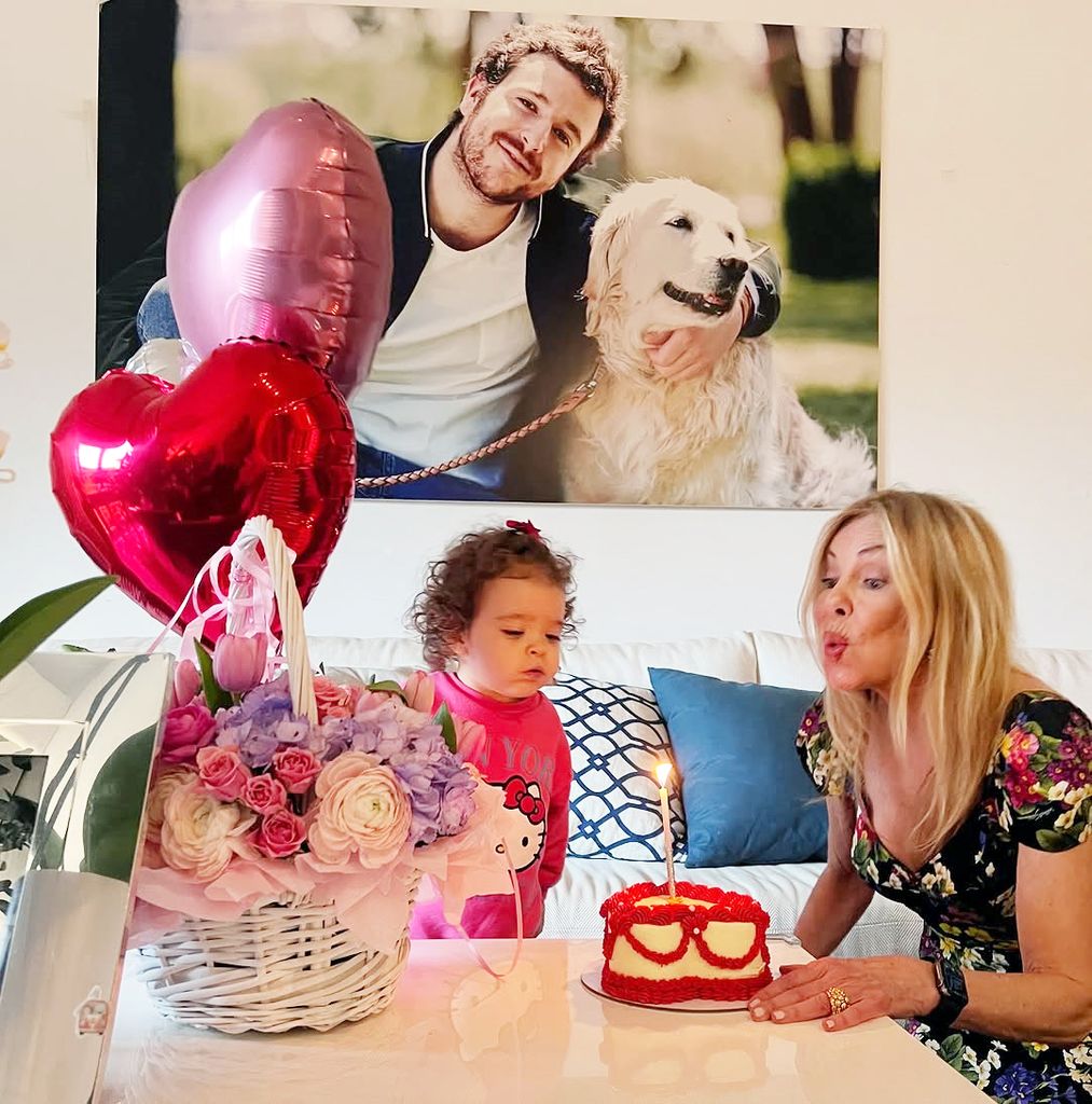Ana Obregón celebrando su cumpleaños con su pequeña Anita