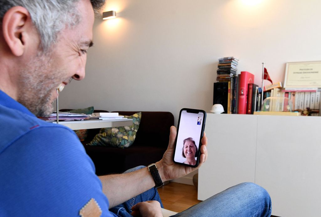 Los mensajes y llamadas seguirán protegidos con cifrado de extremo a extremo, incluso con anuncios