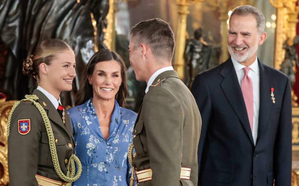 Reina Letizia, princesa Leonor y rey Felipe  el 12 de octubre de 2023