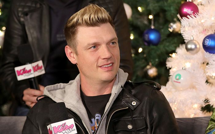 Nick Carter en una entrevista navideña 