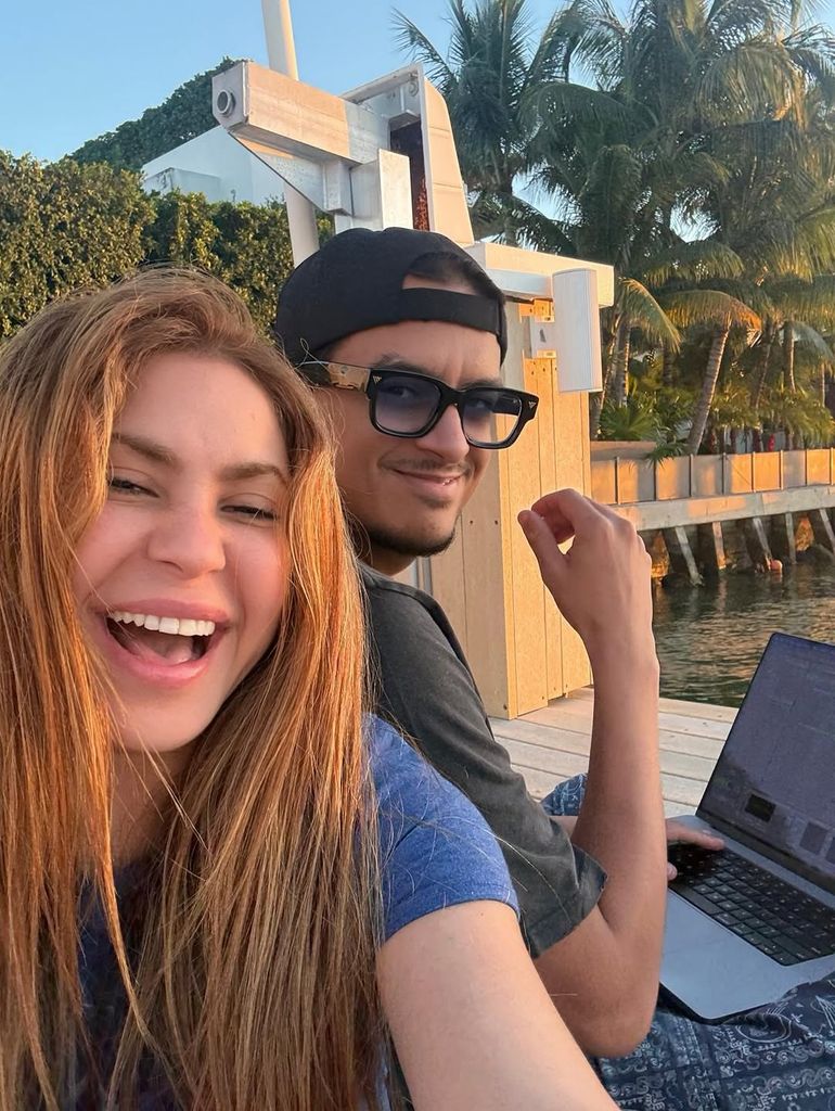 Shakira se encontró con el productor Alex Castillo.