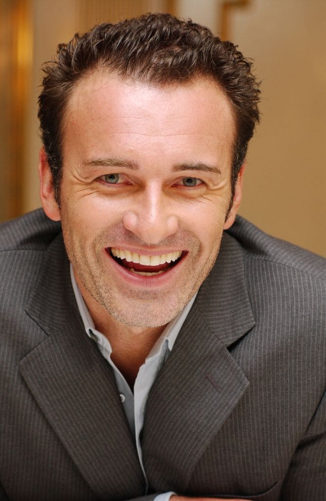 Julian McMahon trabajó hasta el final, siguiendo su pasión por actuar