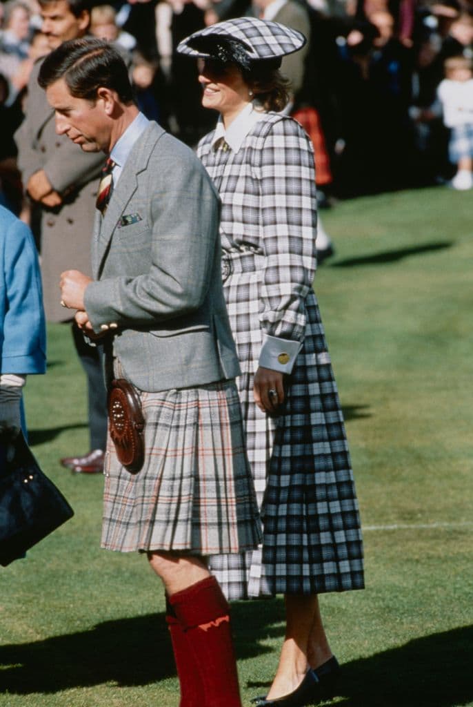 El entonces príncipe Carlos y la princesa Diana en 1989 en Escocia. 