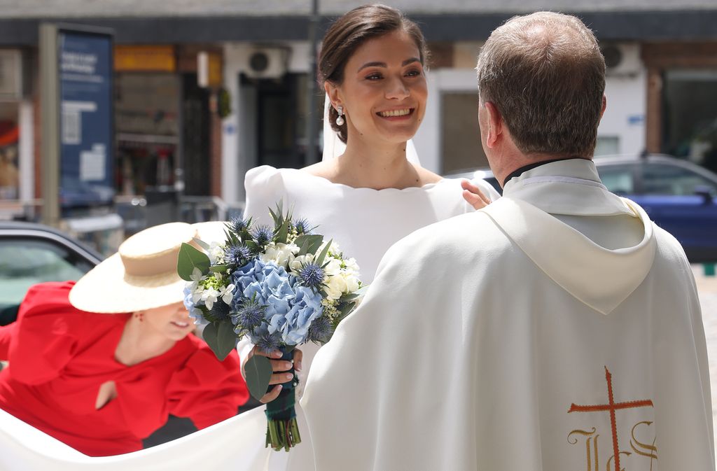 Las imágenes no vistas de la boda de Natalia Butragueño: de la emoción de su padre a las invitadas más elegantes y el guiño al Real Madrid