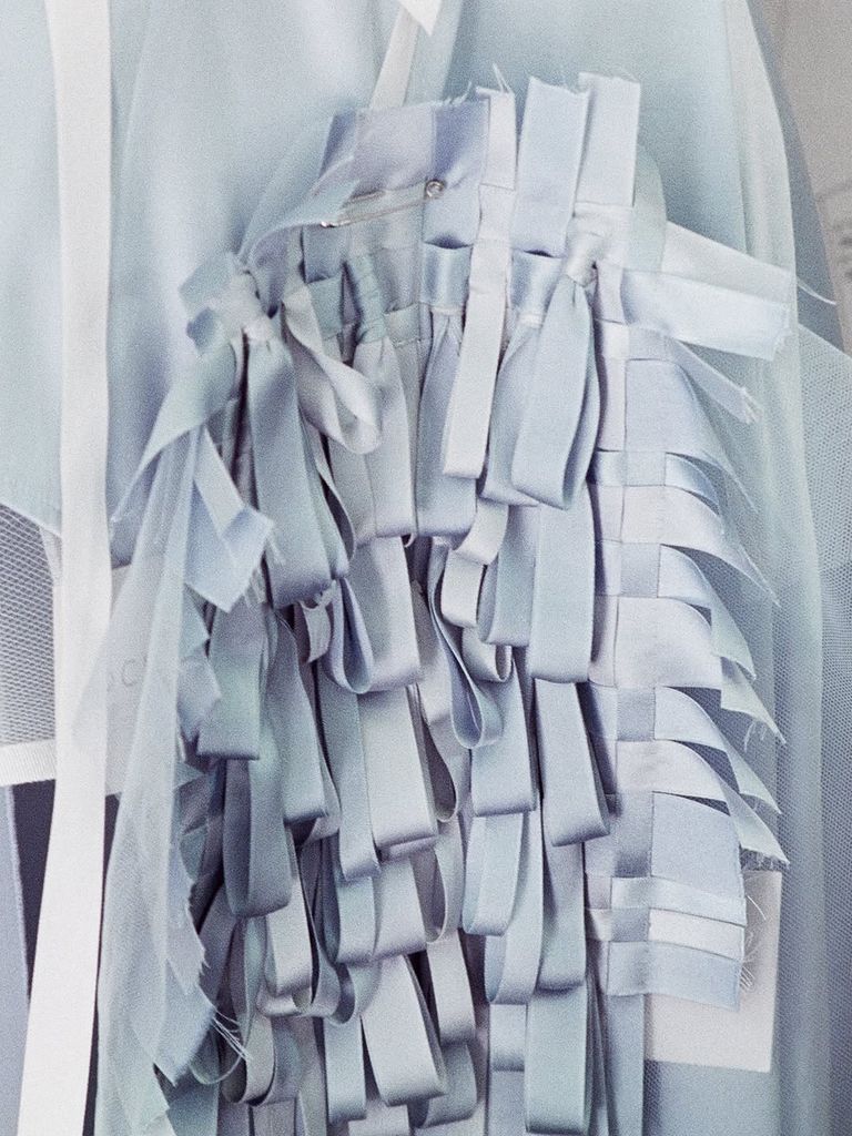 Detalle del vestido de Dior que Rosalía luce durante sus conciertos de la gira LUX