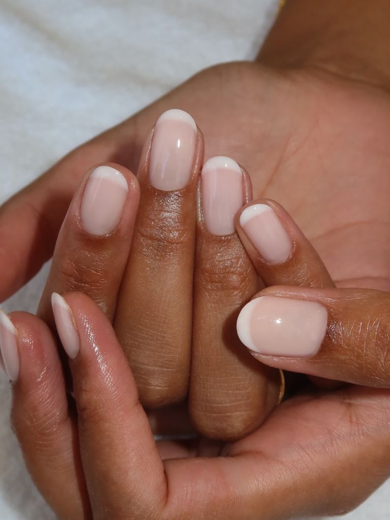 Manicura japonesa muy cuidada