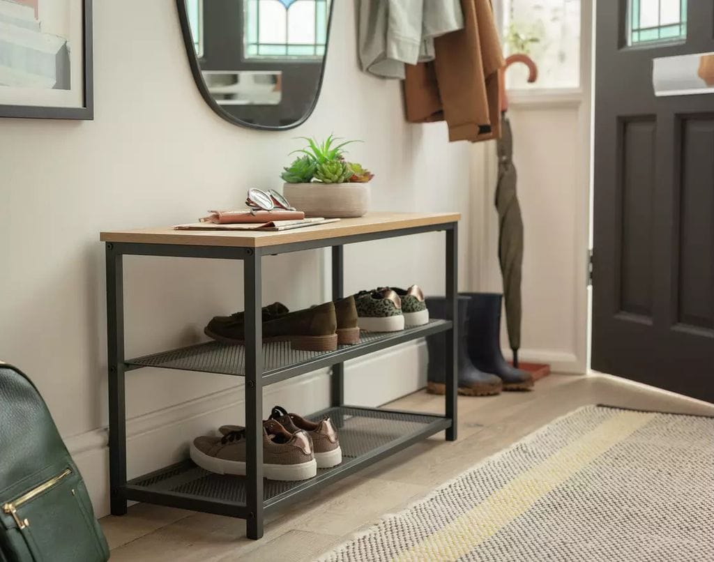 Banco para el recibidor a modo de zapatero