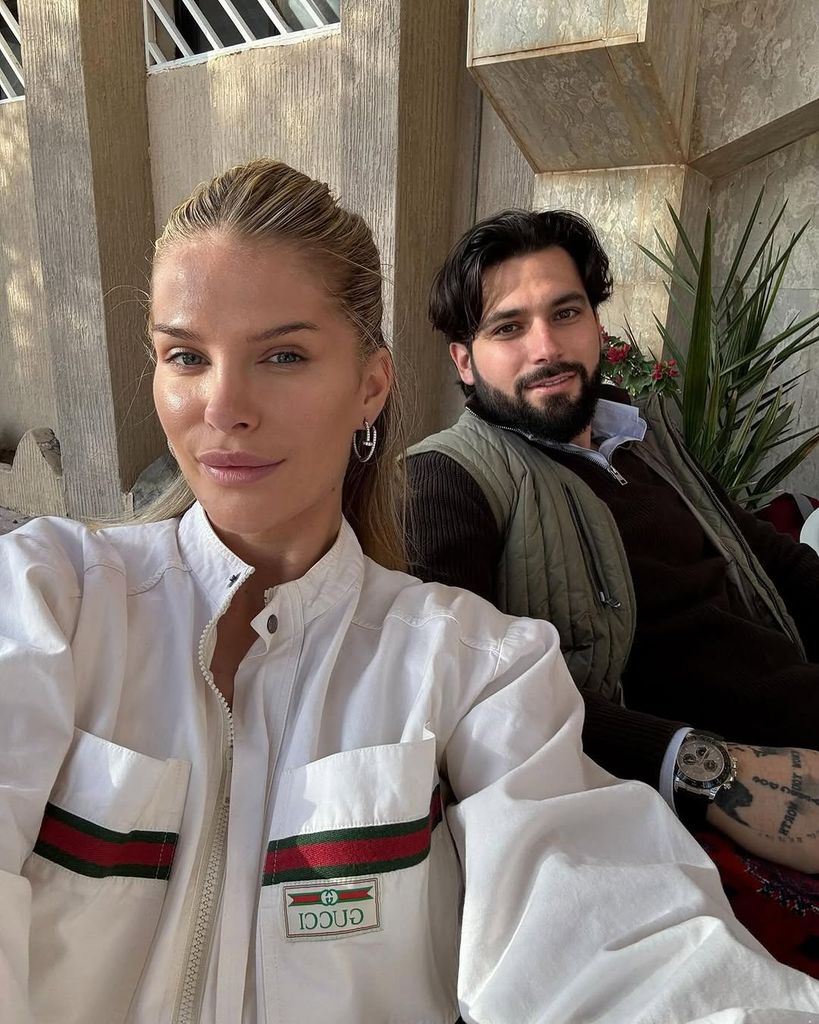 Jota Peleteiro y su esposa Ajla en Madrid