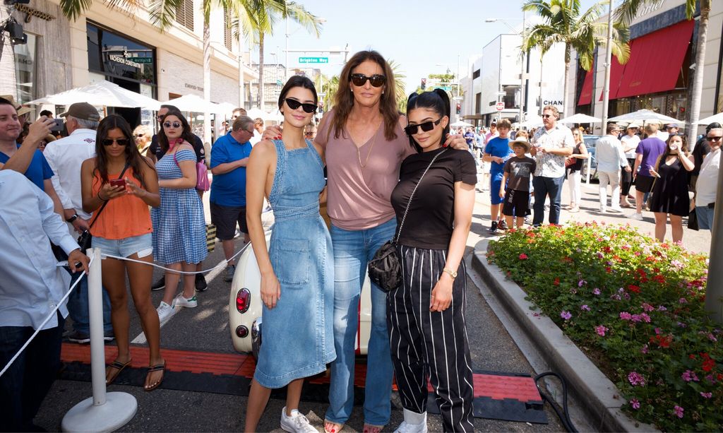 caitlyn jenner displays her austin healey sprite at the rodeo drive concours d 39 elegance