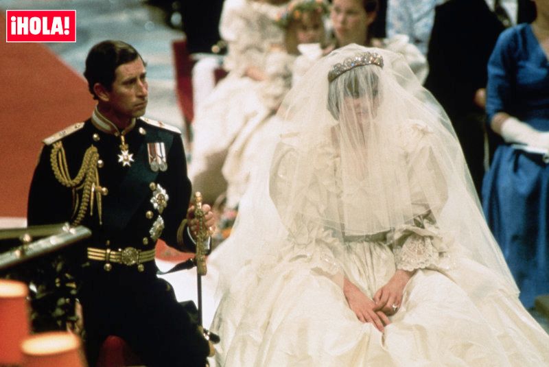 Diana y Carlos de Inglaterra en el día de su boda