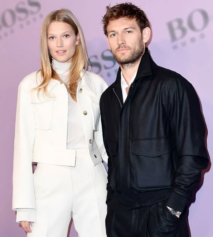 Toni Garn y Alex Pettyfer