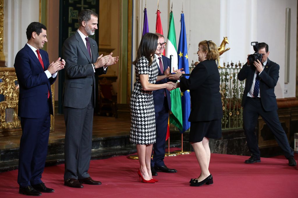 Maria Luisa Merlo recibe la Medalla de Oro de las Bellas Artes en 2018 de manos de los Reyes