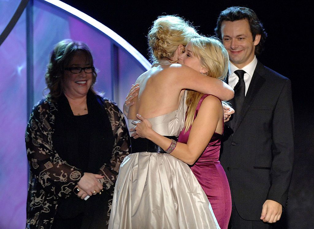 Los actores Kathy Bates, Kate Winslet, Reese Witherspoon y Michael Sheen en los premios BAFTA/LA Cunard de 2007