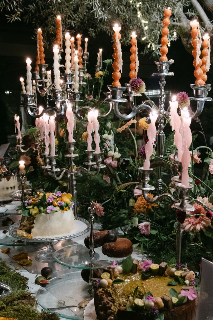 Mesa dulce de postres de boda