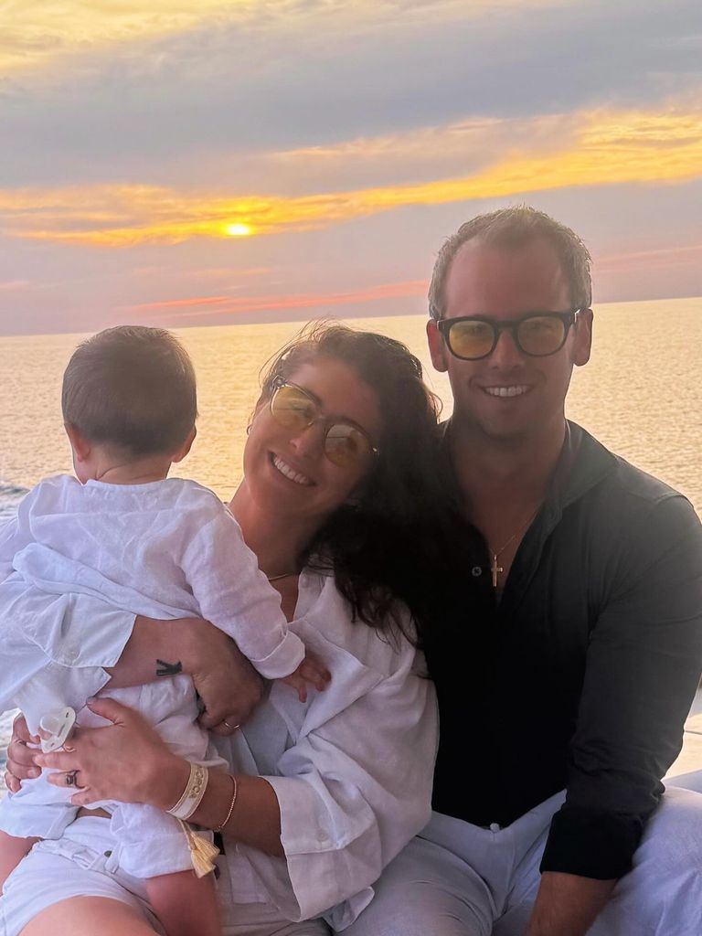 Carmen Ballesteros Botín junto a su hijo y su marido