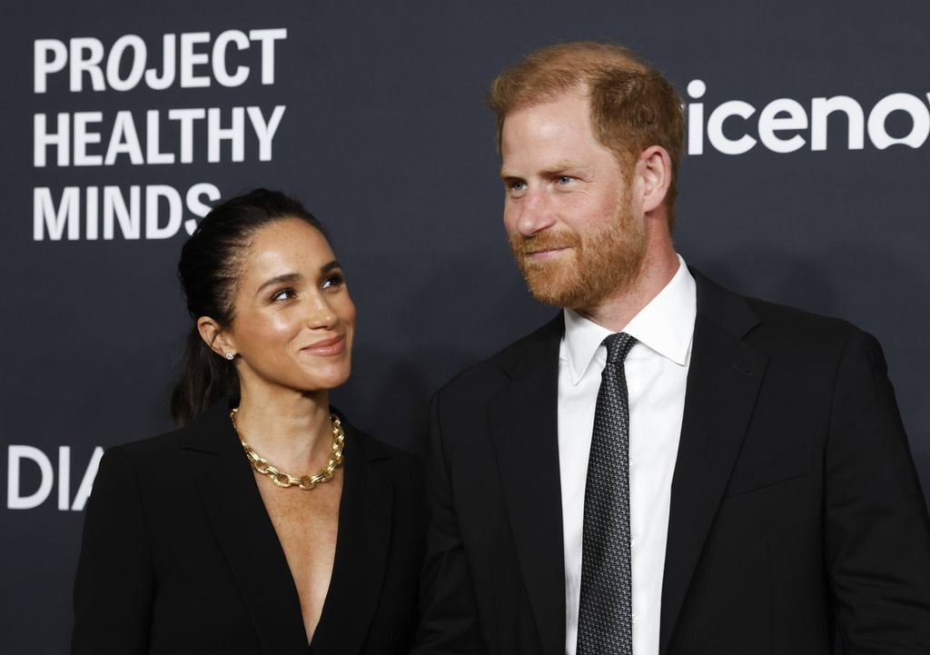 El príncipe Harry y Meghan Markle son premiados por su labor humanitaria en la World Mental Health Day Gala, organizada por Project Healthy Minds, en Tribeca, Nueva York, el 9 de octubre de 2025
