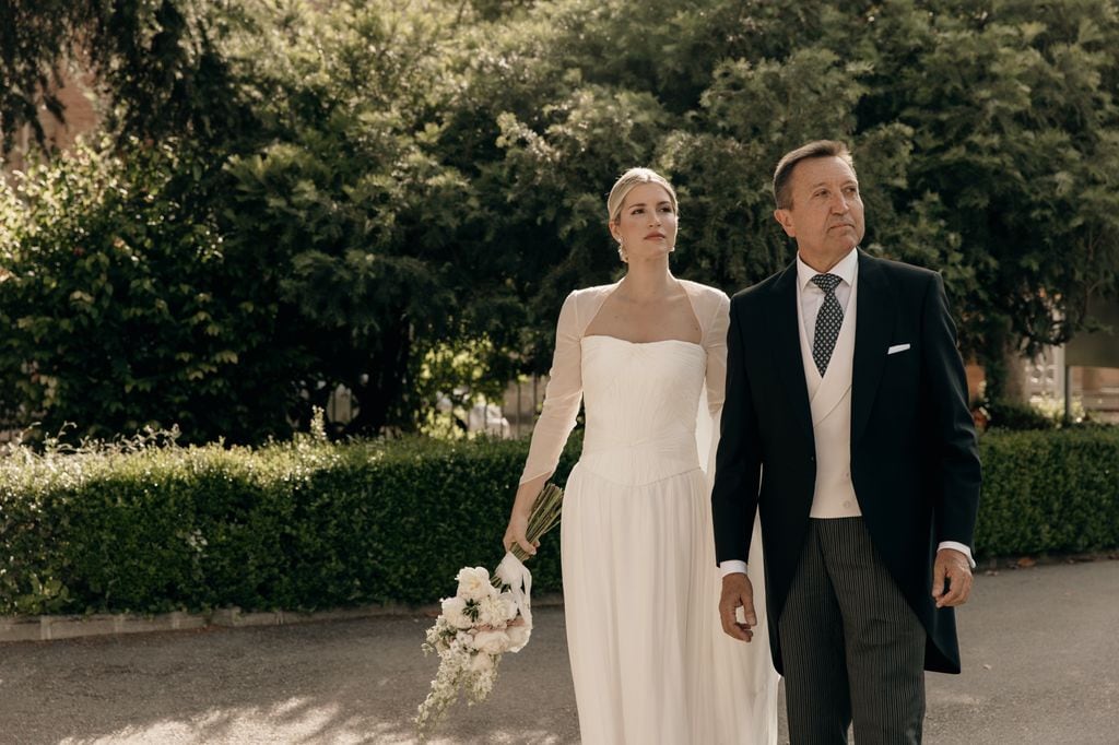 Vestido de novia viral Reguillo