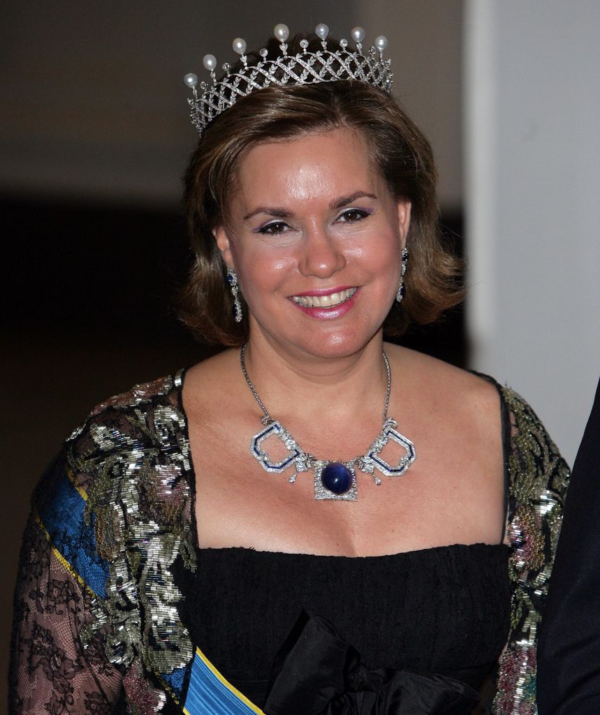La Gran Duquesa junto a la tiara Chaumet