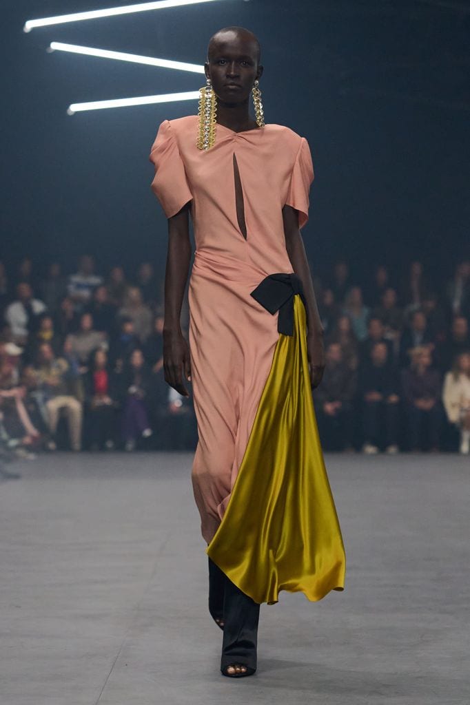 Paris Fashion Week: Valentino Primavera/Verano 2026