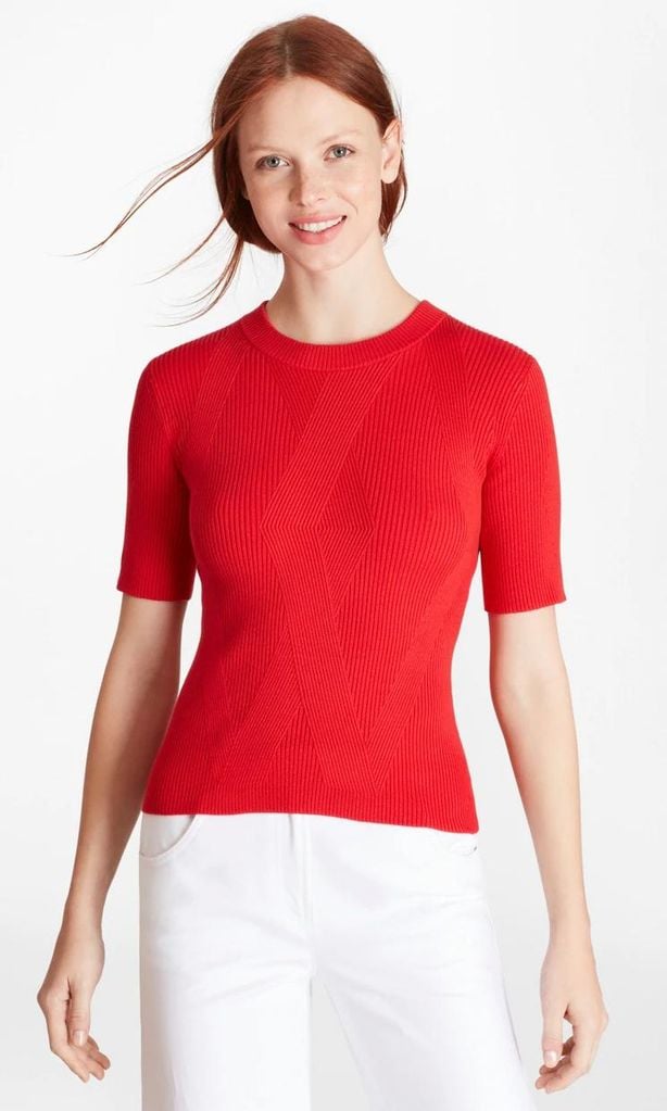 Sweater tejido de color rojo, cuello redondo y mangas cortas de Brooks Brothers