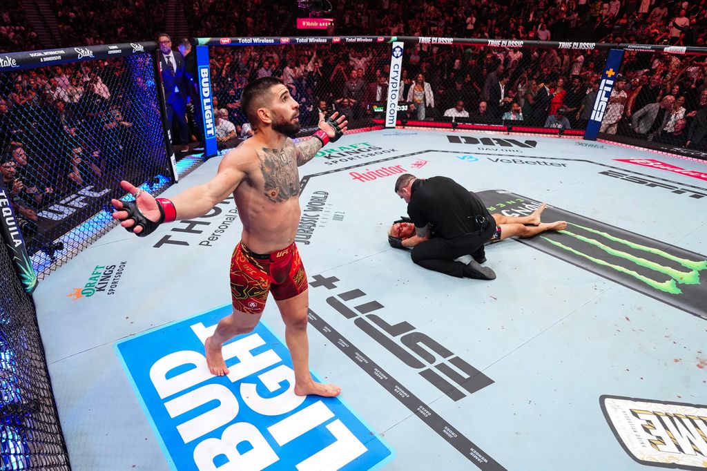 Ilia Topuria, hace unos meses en uno de sus últimos combates