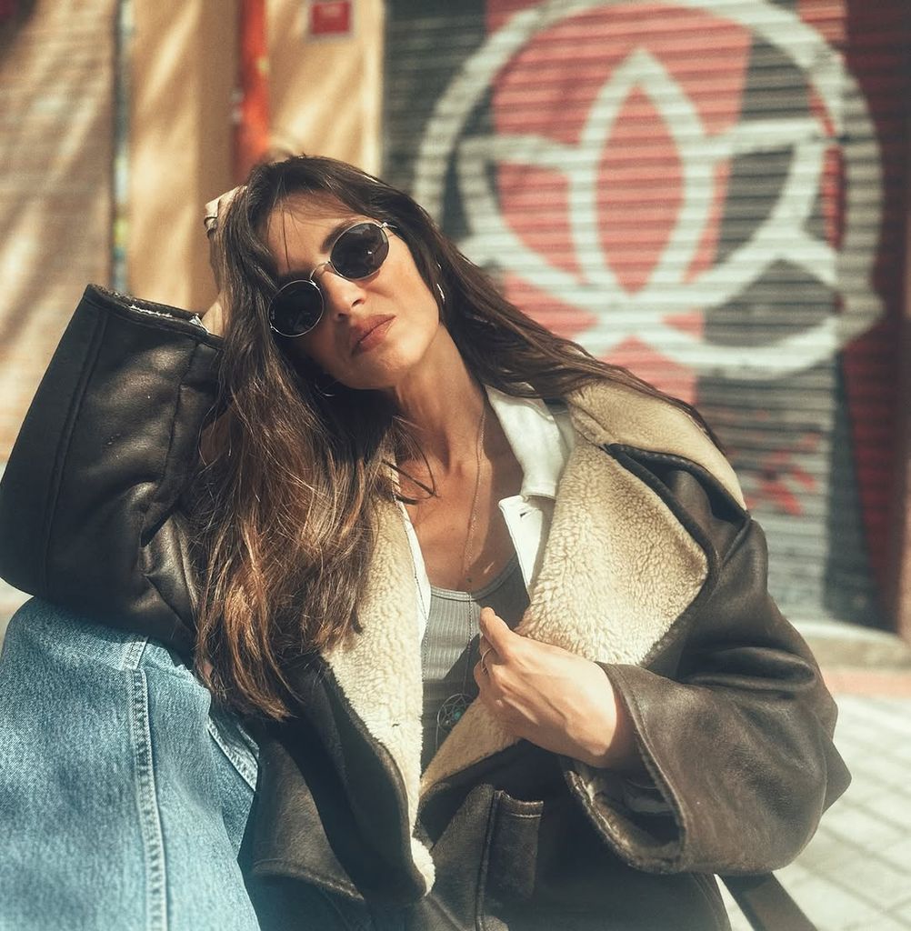 Sara Carbonero con cazadora de Zara