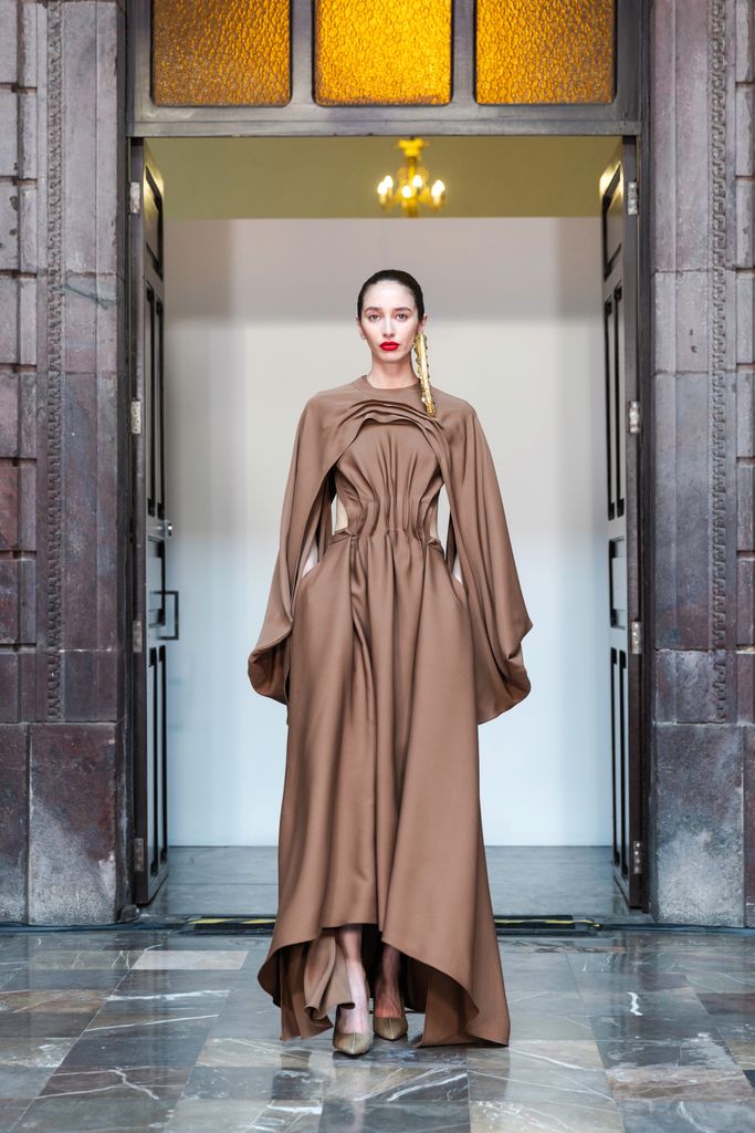 Abel López presentó su colección otoño invierno 26 inspirada en La Minerva, en el marco de la Volvo México Fashion Week Guadalajara