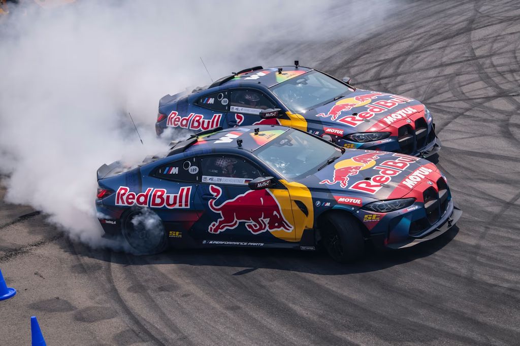 Drift racing