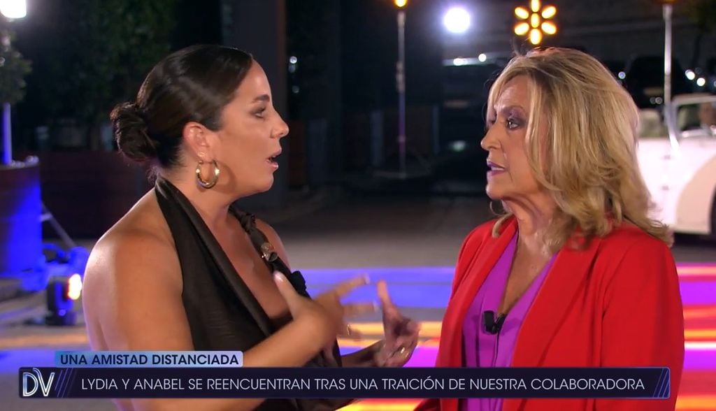 Anabel Pantoja y Lydia Lozano en '¡De Viernes!'