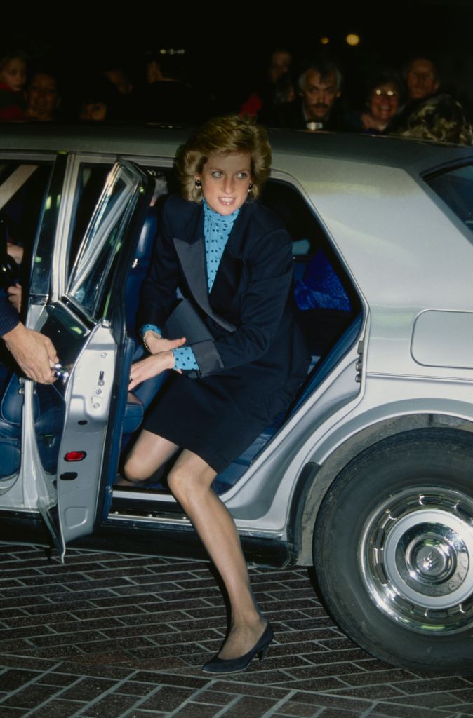 Diana de Gales durante los Daffodil Awards en Swansea, Gales (1989).