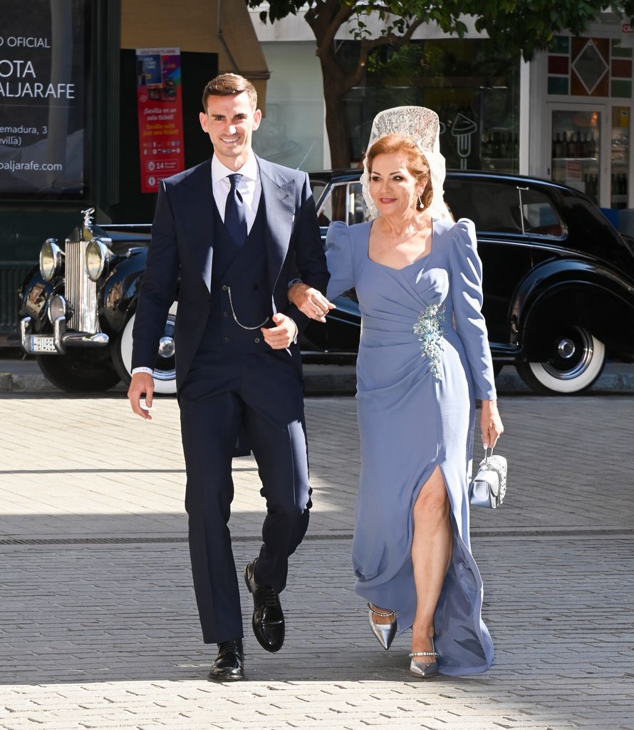 La boda de Fabián Ruiz y Rosa Pereira en Sevilla