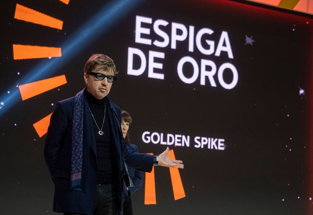 Albert Serra recogió la Espiga de Oro en el último Festival de cine de Valladolid