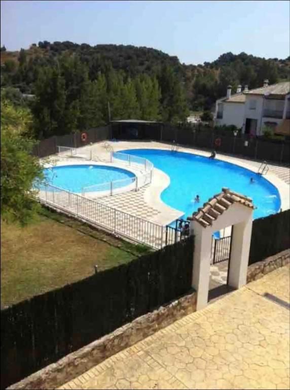 Así es la piscina de Villa Viruta, la casa rural que alquilan Beatriz Trapote y Víctor Janeiro en El Bosque