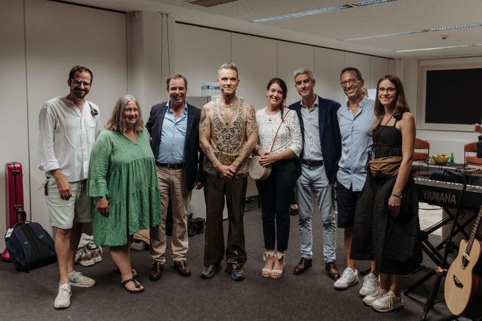 Robbie Williams y la Familia Gran Ducal