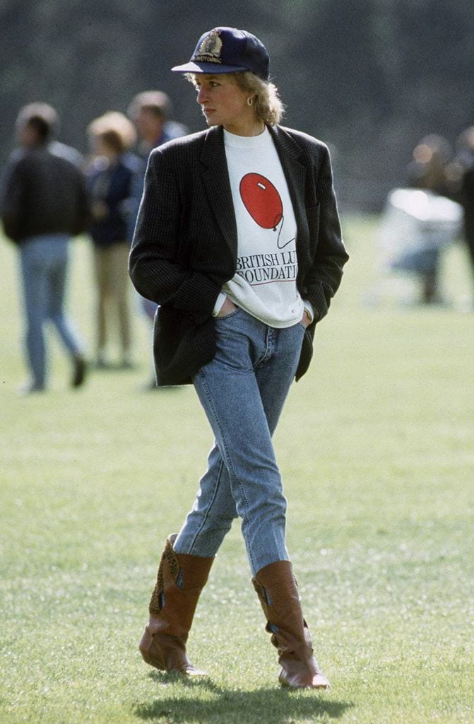 Los detalles de la subasta de looks de Diana de Gales