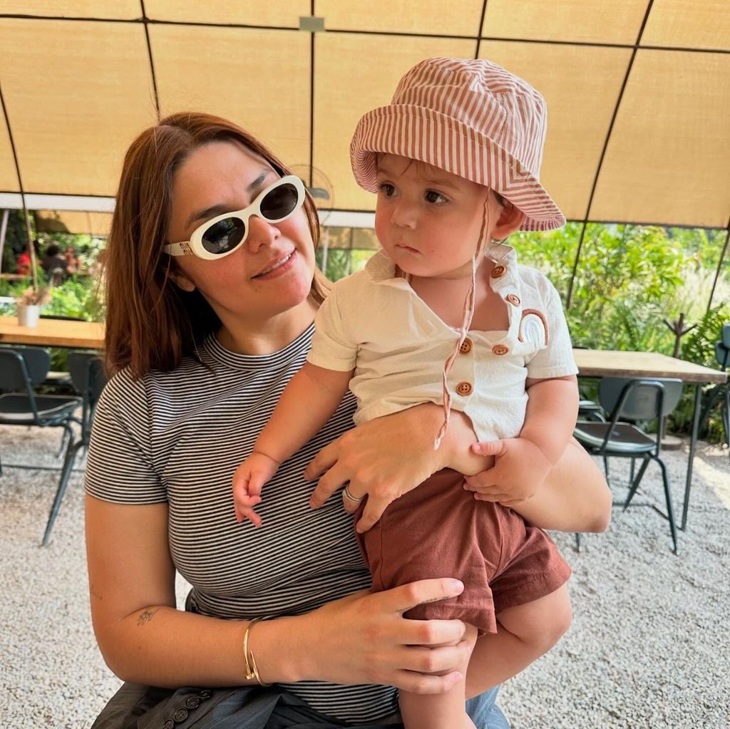 Yuridia suele mostrar detalles de su maternidad en sus redes sociales