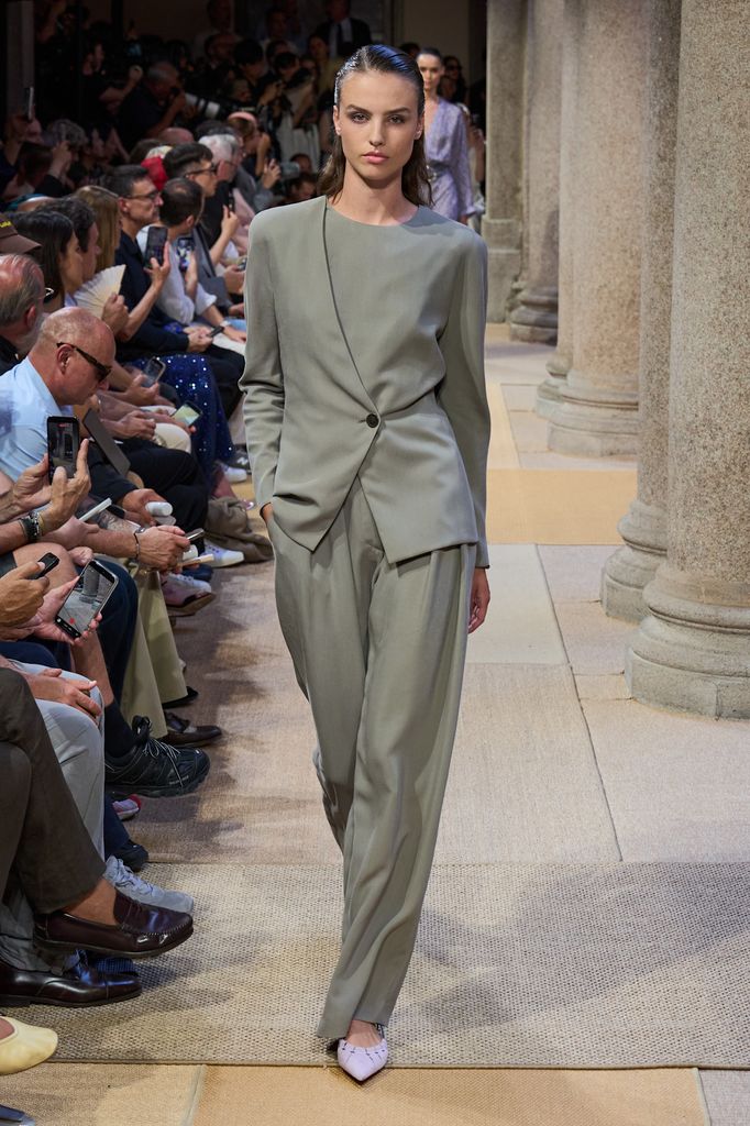 Giorgio Armani Primavera/Verano 2027 Colección Crucero Mujer