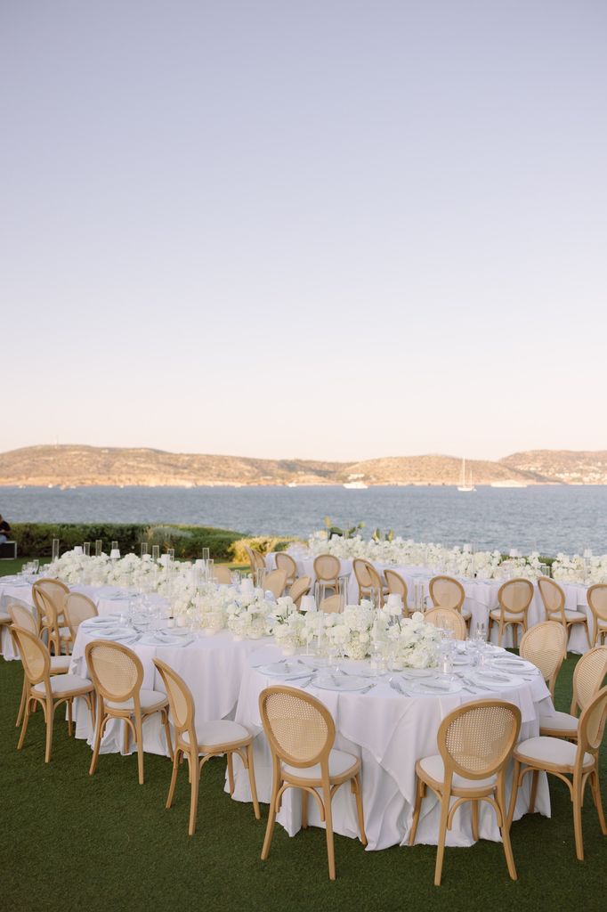 Las espectaculares imágenes de la boda de Noelia López y Roberto Jiménez en Grecia