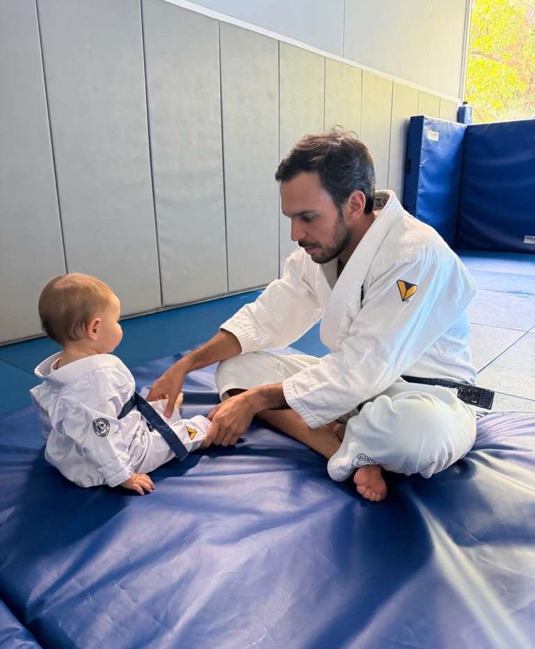 La foto más tierna: Joaquim Valente junto a su bebé en una sesión de entrenamiento de jiu-jitsu