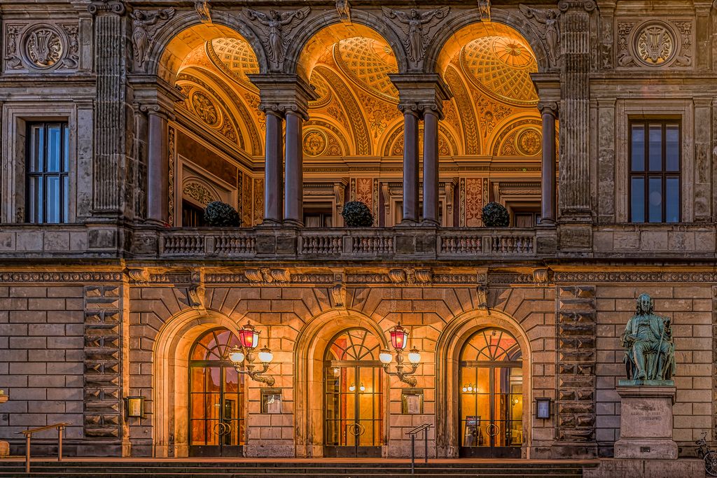 Fachada del Teatro Real Danés.