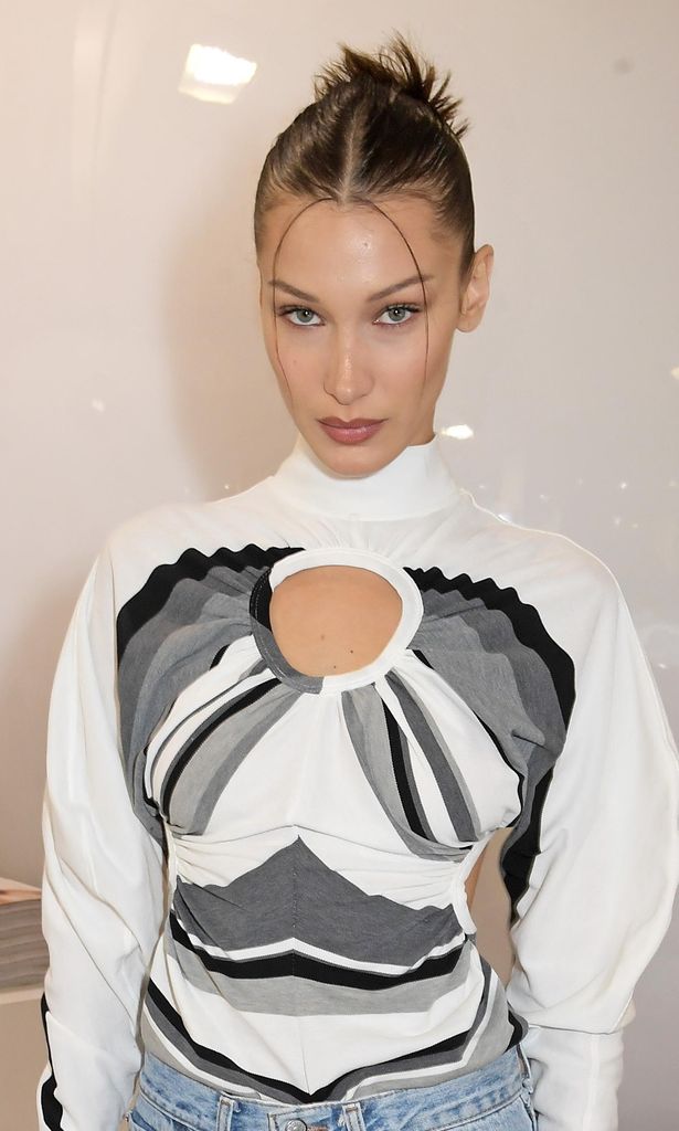 bella hadid luce un peinado inspirado en los 90