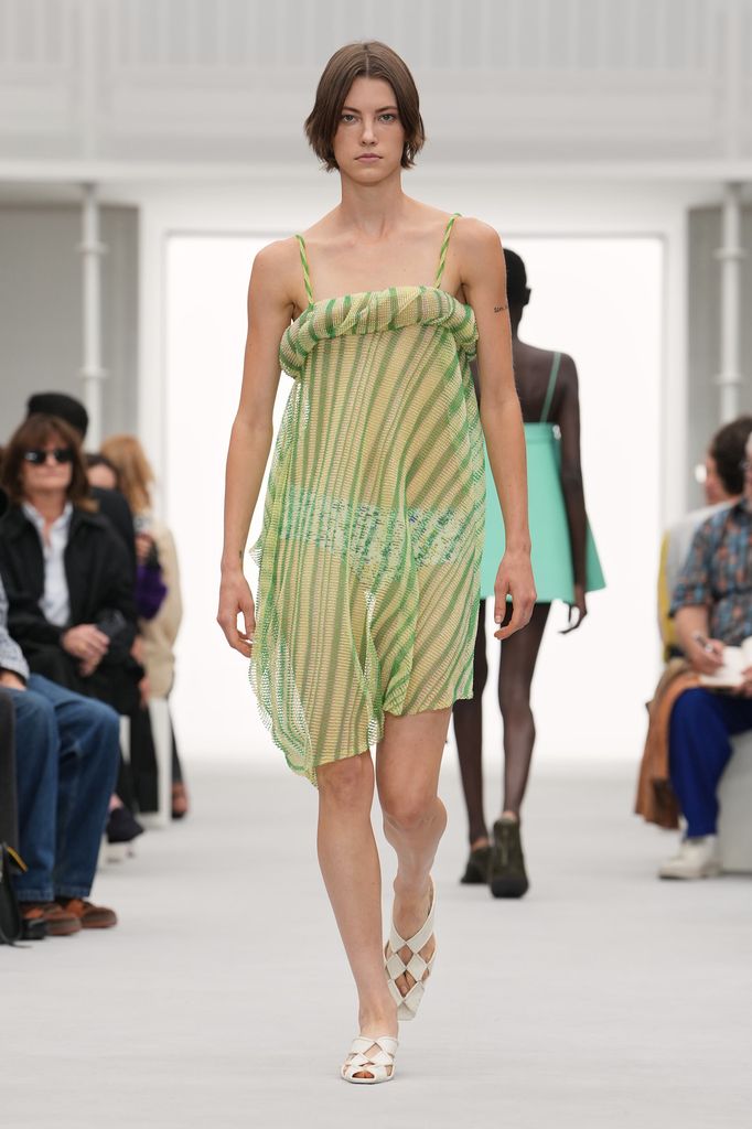 Paris Fashion Week: desfile de Loewe (Primavera/Verano 2027)