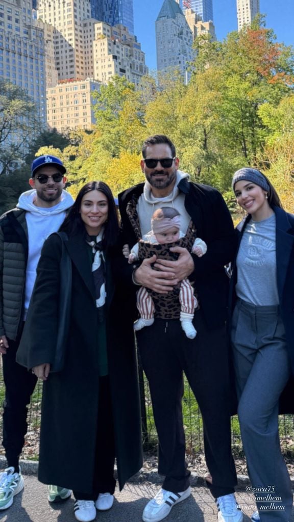En el viaje también los acompañan los hijos mayores de Zacarías Melhem.