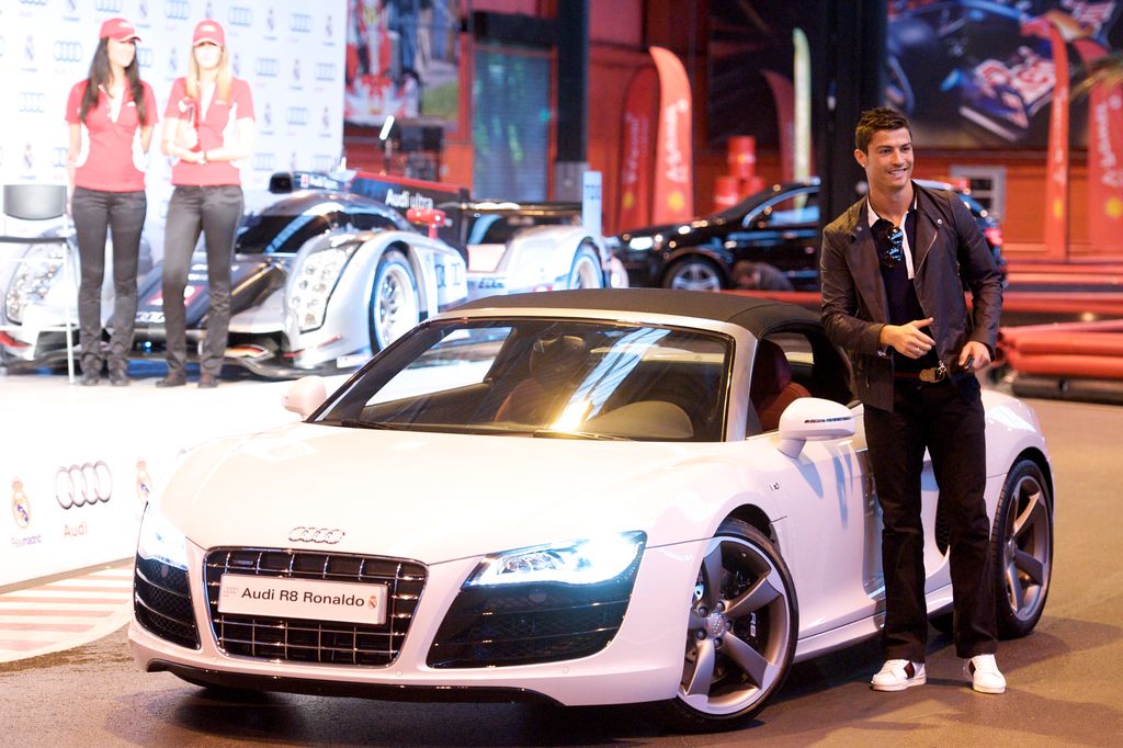 CR7, en un evento de motor en 2011 en Madrid
