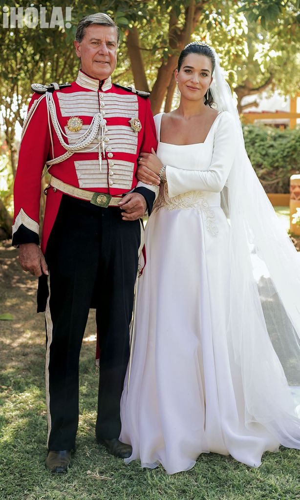 Cayetano Martínez de Irujo y Bárbara Mirjan el día de su boda