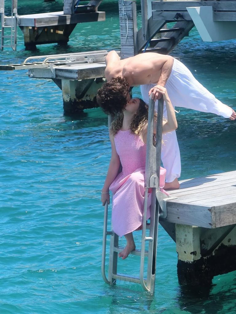 Mía y Tarik en la Polinesia Francesa.